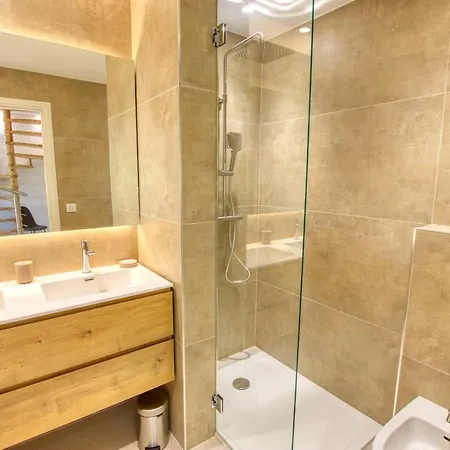 Duplex Vieil 3 Parking Avec Vue Wifi - Limestay Apartment *