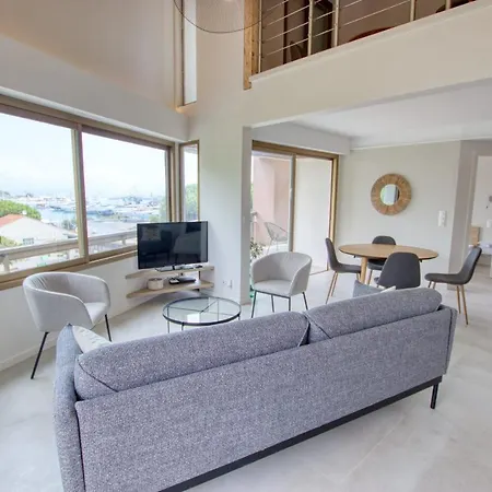 Duplex Vieil 3 Parking Avec Vue Wifi - Limestay